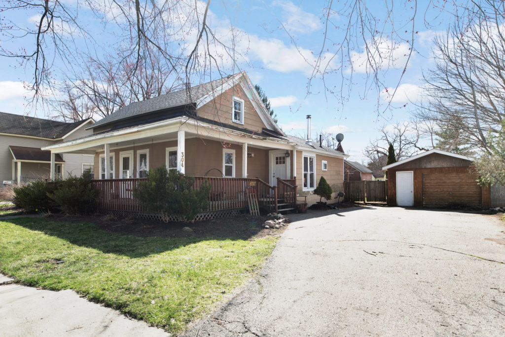 House in Williamston Lansing Suburb